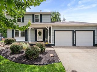 2700 Elizabeth Dr SW, Warren, OH 44481
