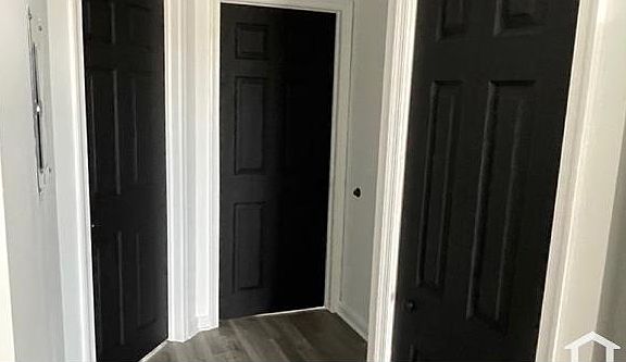 5th image of 8318 Pickering Ave APT D