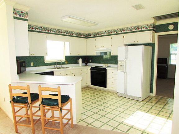 3rd image of 408 N Church St
