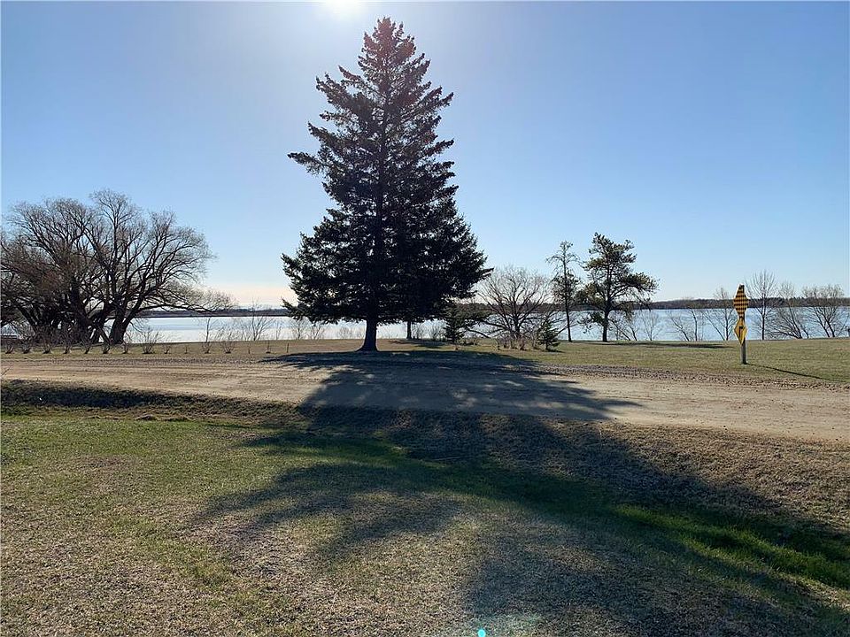 24 Baie Vincent Bay St, MB R0E 1V0 Zillow