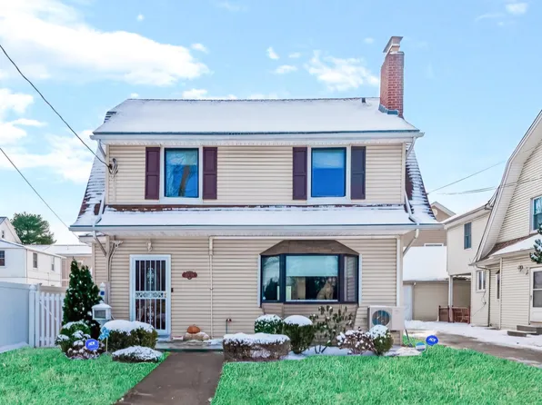 219-08 38th Avenue image 3 of 26