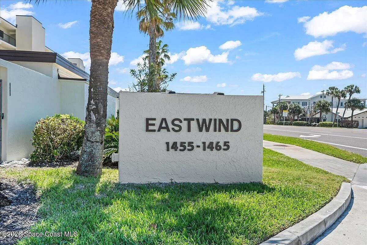 2 bed, 1155 sqft, $4,300 — Photo 3