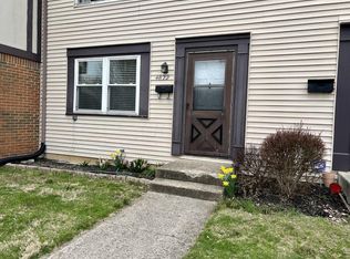 4872 Foxcroft Ct, Columbus, OH 43232