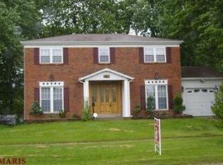 2120 Thunderbird Ave, Florissant, MO 63033
