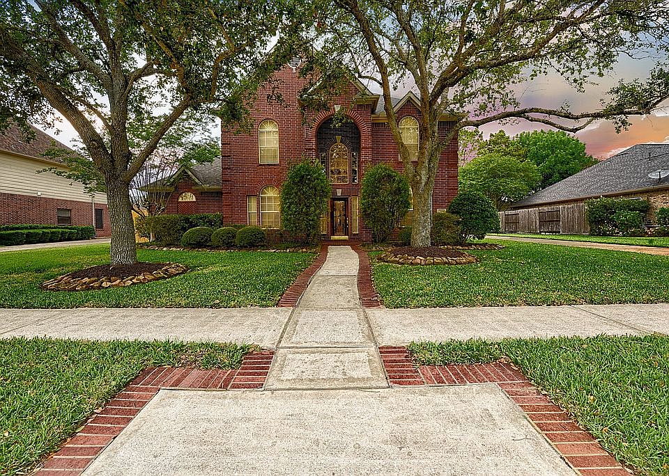 1st image of 1308 Eagle Lakes Dr