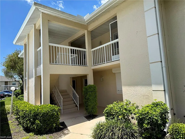 661 Squire Cir #101 — Photo 21