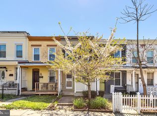 542 Newton Pl NW, Washington, DC 20010