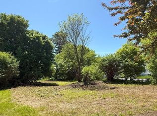 8 Jackson Ave, Rutland, VT 05701