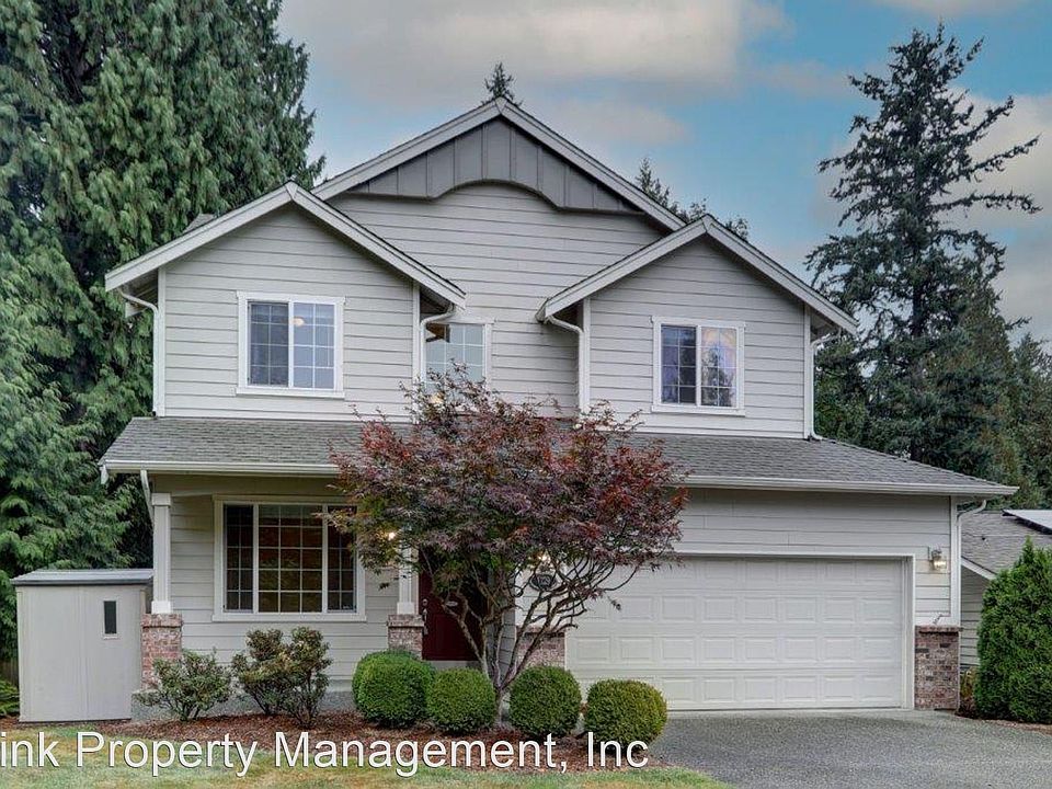 1st image of 1129 204th Pl SW