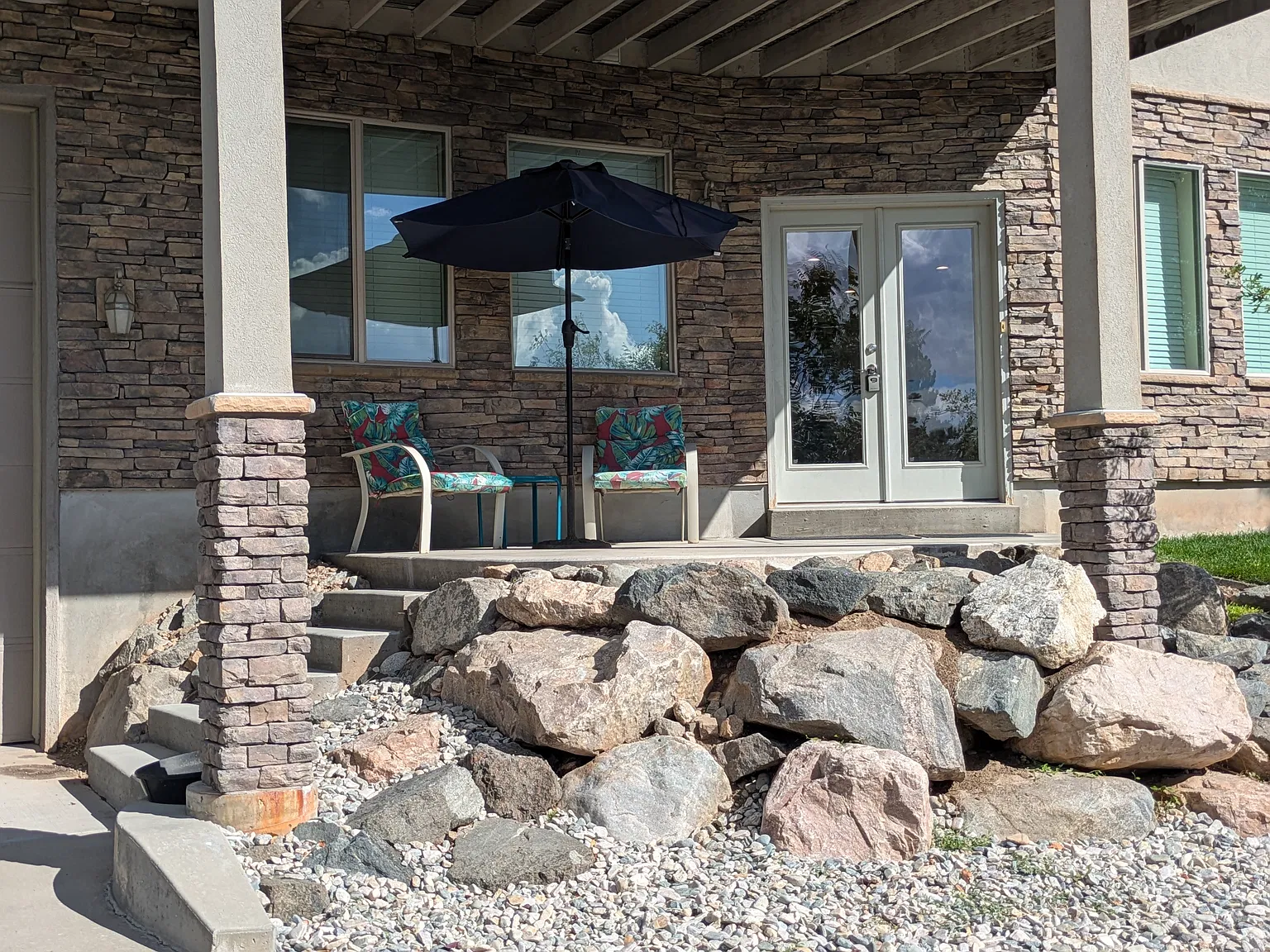 2 bed, 1500 sqft, $2,200 — Photo 3