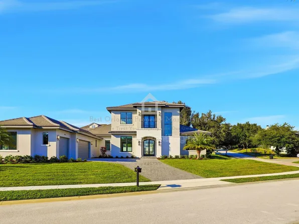 705 Largovista Dr., Oakland, FL 34787