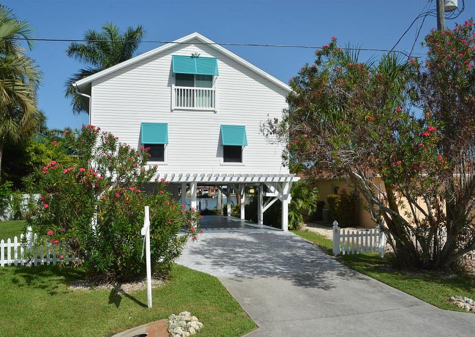 1st image of 125 Jamaica Dr