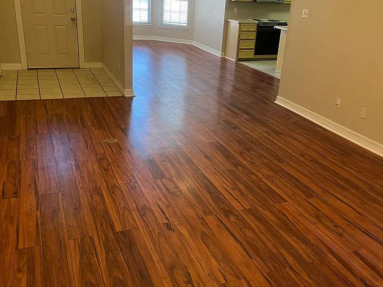 410 Justice Ave — Photo 3