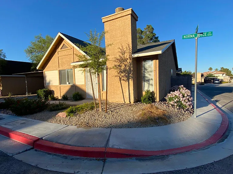 1104 Norma Joyce Ln — Photo 4