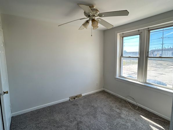 813 Fisher Ave
