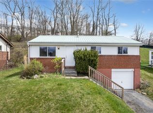 104 Palomino Dr, Oakdale, PA 15071