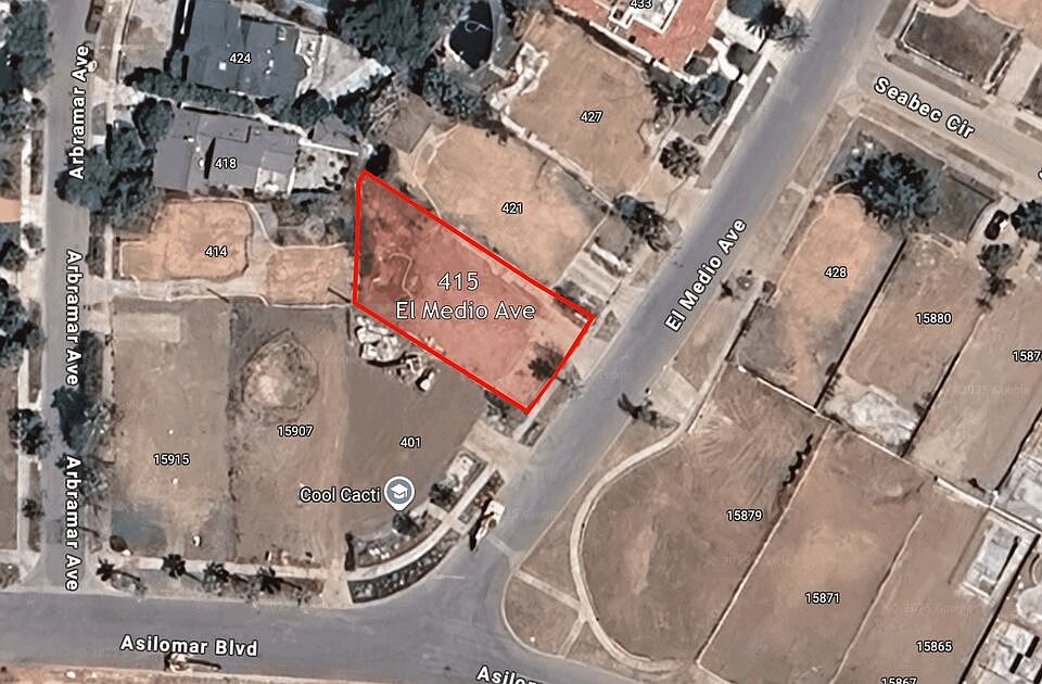 1st image of 415 El Medio Ave
