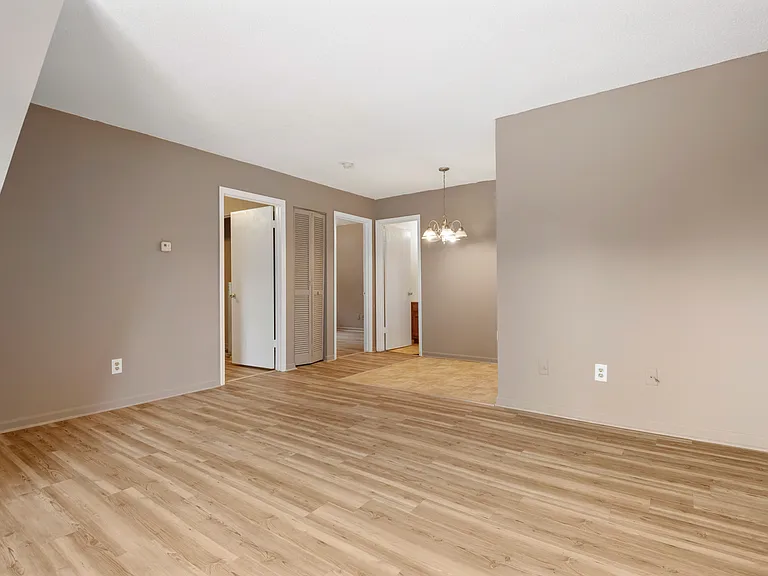 511 Poplar St #D — Photo 3
