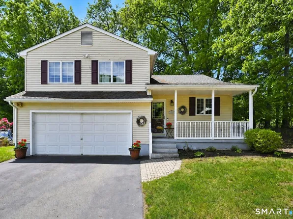 40 Kathleen Way, Manchester, CT 06042