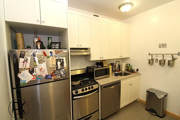 Rented by Proper Real Estate, LLC | media 3