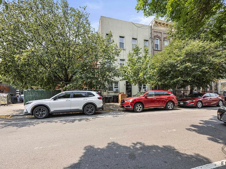 690 Onderdonk Ave #3A — Photo 16