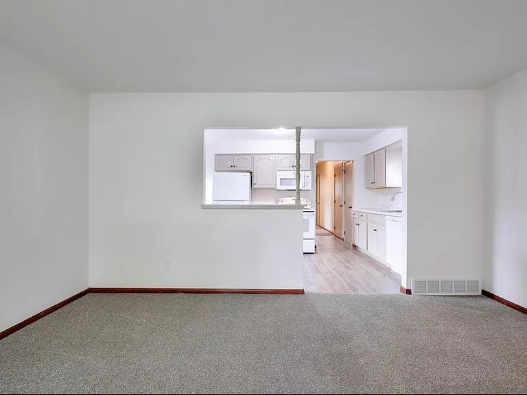 730 6th Ave S #730 — Photo 9