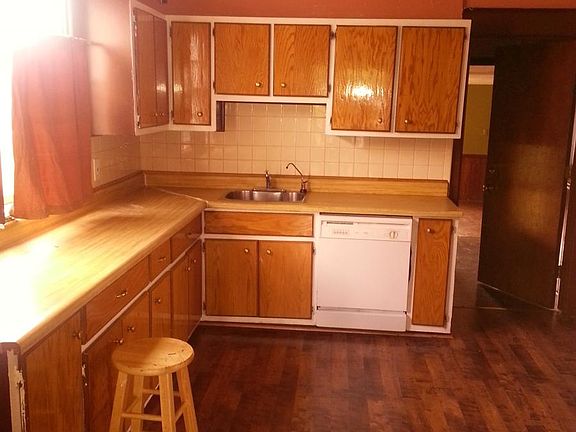 4th image of 1285 Bailey Ave Fl 2nd