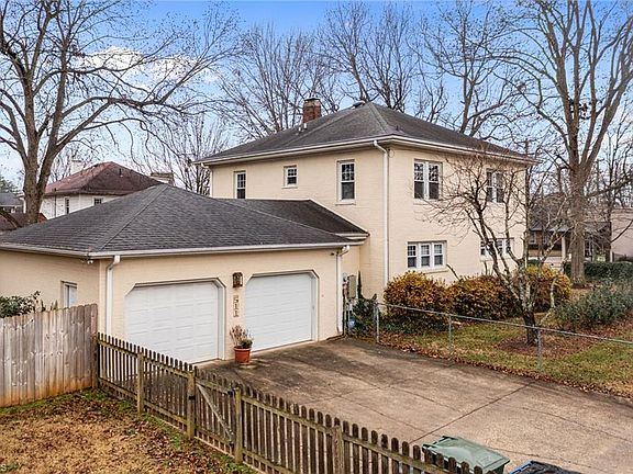 2nd image of 511 N Main St