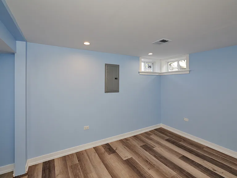 8544 W Roseview Dr — Photo 32