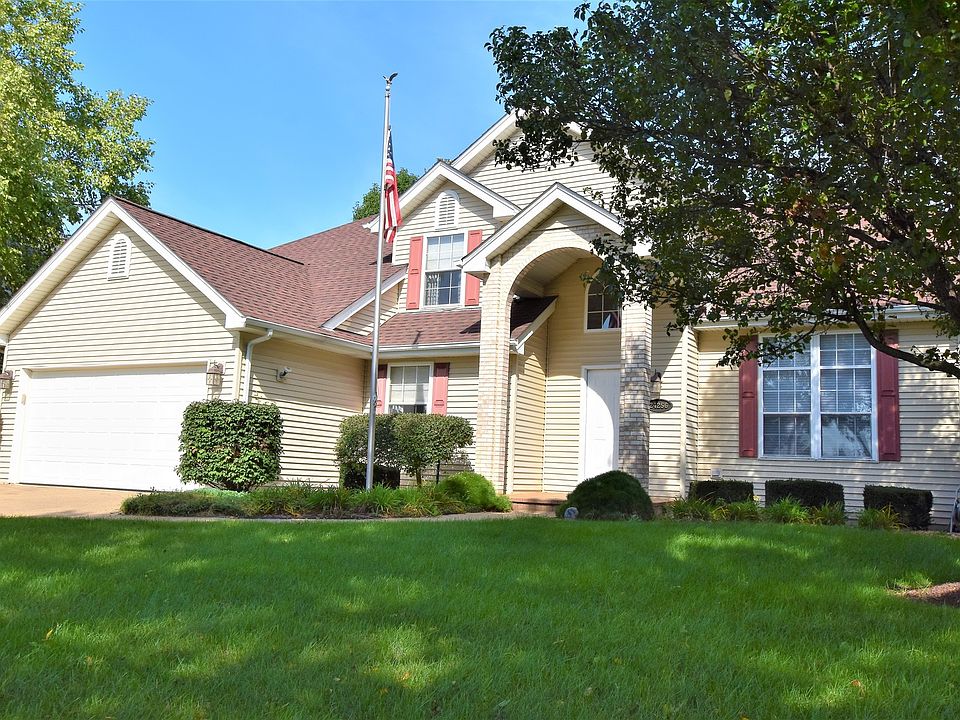 1st image of 24256 Norwood Dr