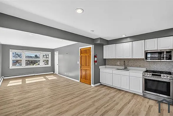 217 Orange Ave #2R — Photo 8