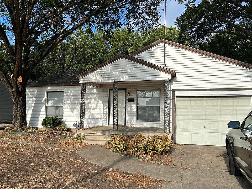 1st image of 217 N 1st St