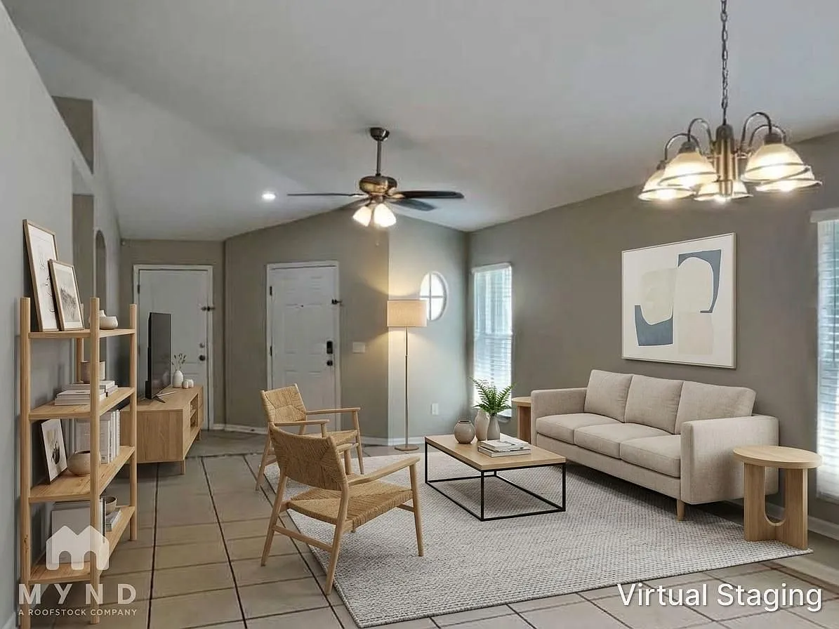3 bed, 2.0 bath, 1301 sqft, $2,079 — Photo 3