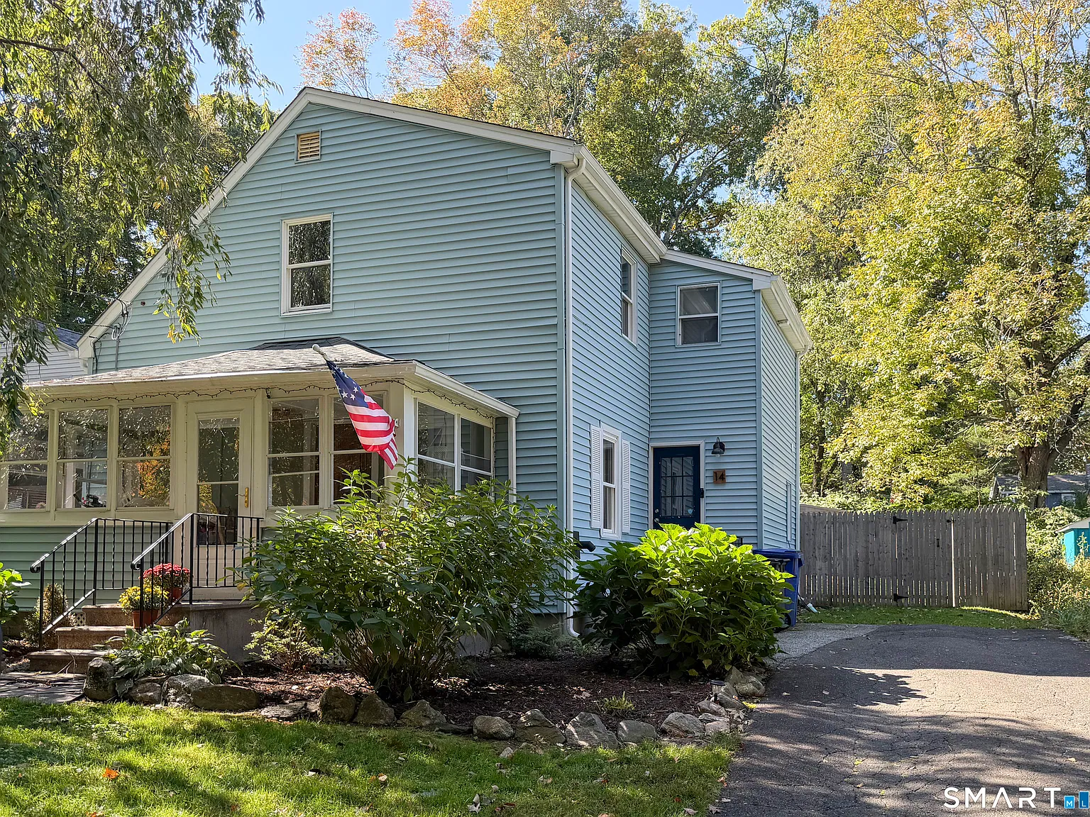 3 bed, 2.0 bath, 1200 sqft, $2,600 — Photo 3
