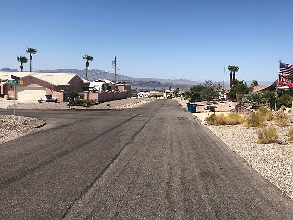 5th image of 3815 Bluegrass Dr Lot 41