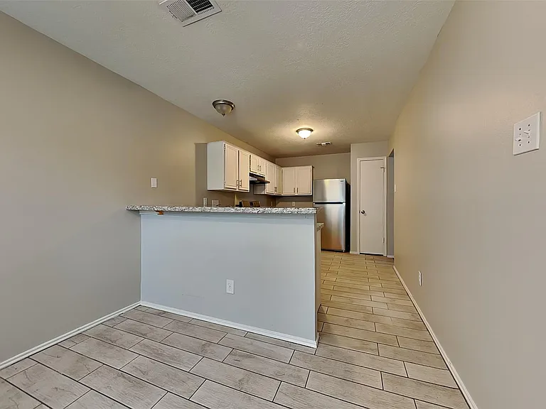 26010 Richards Rd — Photo 6