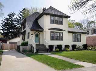 4045 Johnson Ave, Western Springs, IL 60558