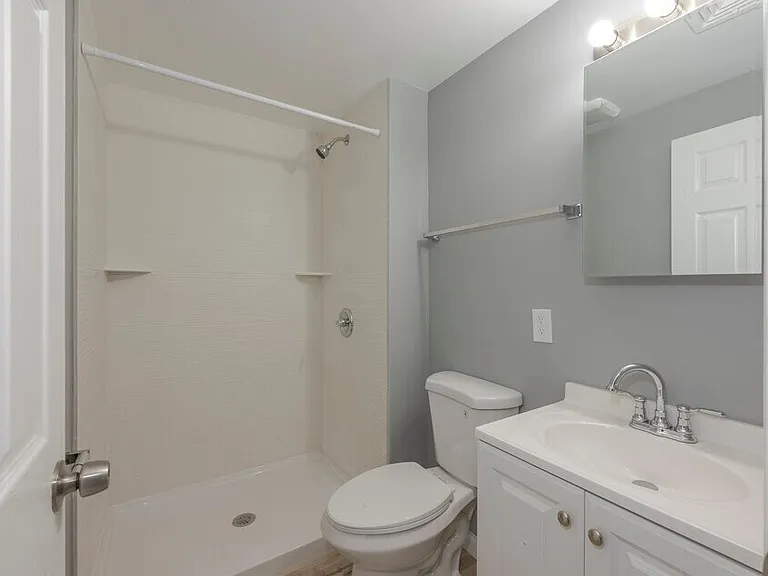 223 Meadow Street — Photo 5