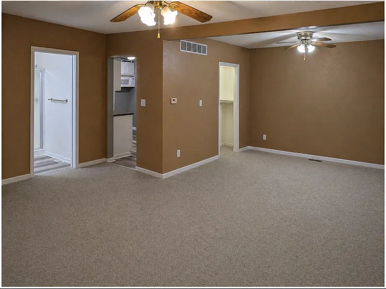 208-210 Cherry St #208 — Photo 3