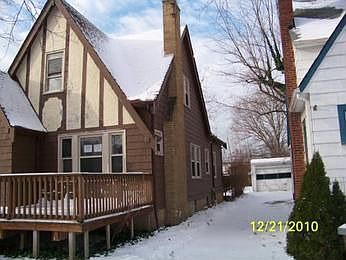 3rd image of 286 E 208th St