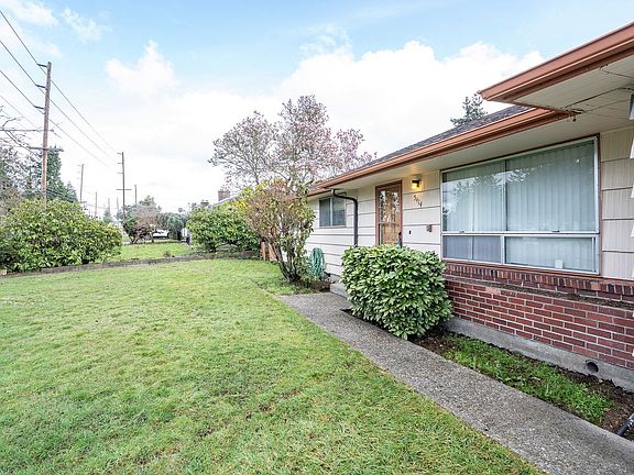 3rd image of 5414 111th St SW