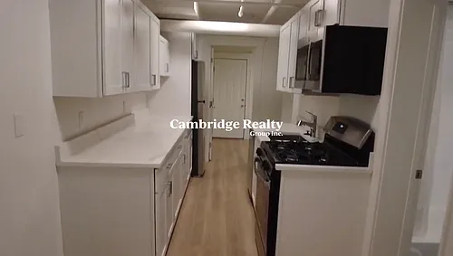 6 Camelot Ct Photo 1