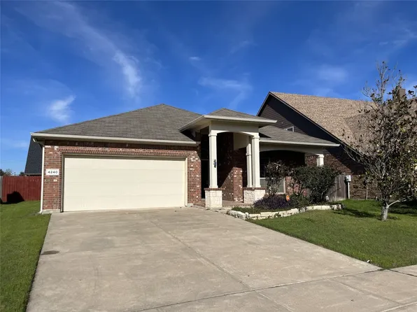 4240 Summersweet Ln, Fort Worth, TX 76115