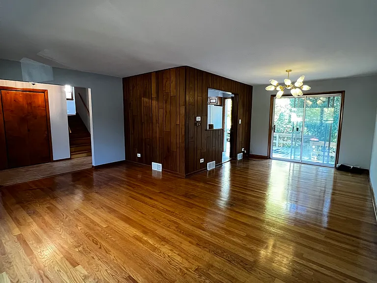 5341 Grand Ave — Photo 15