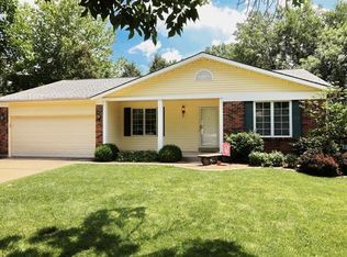 1078 Timberwood Trails Dr, Florissant, MO 63031