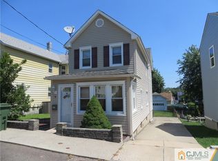 16 Walling St, Sayreville, NJ 08872