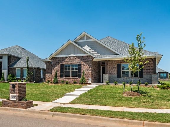 2nd image of 16925 Madrid Cir