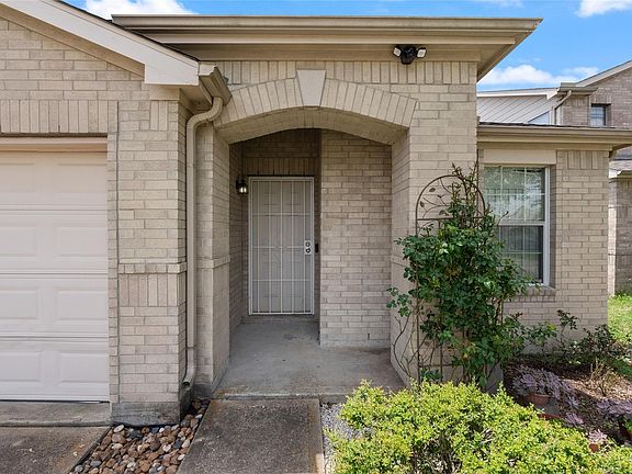 3rd image of 13123 Dawn Hollow Ln