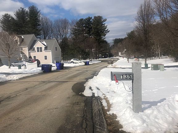 4th image of 135 Barbara Ln