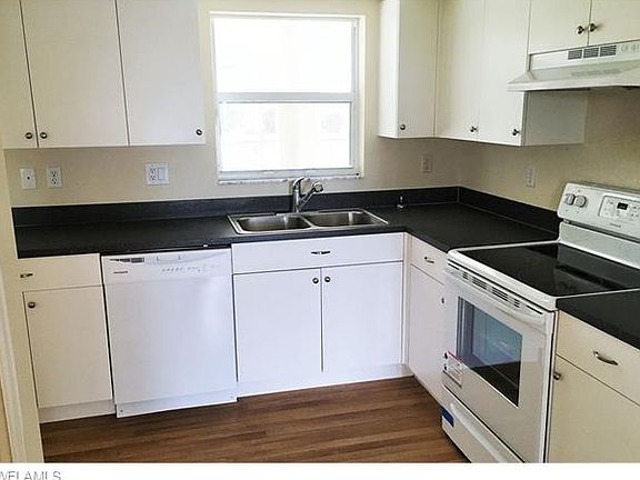 4th image of 3053 NW 4th Pl